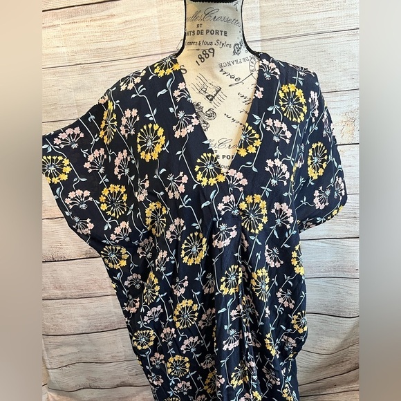 Arket Dress Swedish Design Boxy Floral Print  Pockets v-neck Size 36/6 Small - Picture 2 of 9